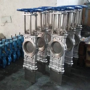 手動(dòng)穿透式插板閥