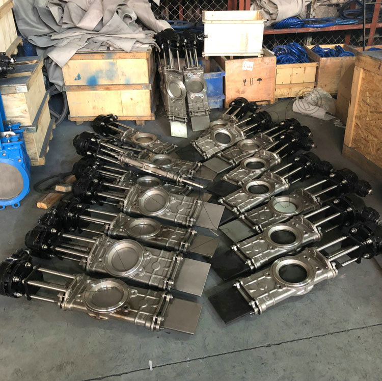 傘齒輪穿透式插板閥